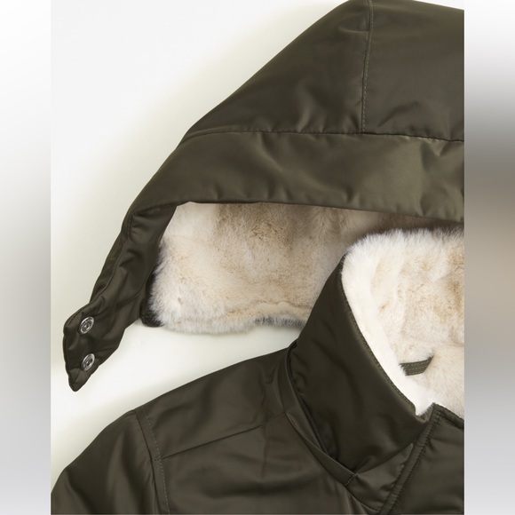 🎄 Abercrombie & Fitch Green Sherpa Lined Hooded Parka - Picture 11 of 16